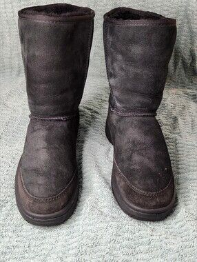 UGG Australia Ultimate Short Boots women size 8